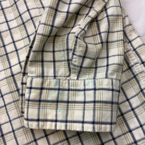 Nautica Men's Casual Button Down Flannel Shirt - Cream and Black Plaid - Picture 11 of 11
